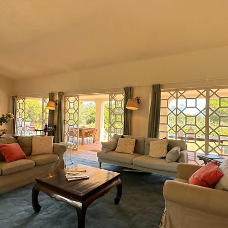 Large Private Near Beach *