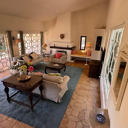 Large Private Near Beach Βίλα